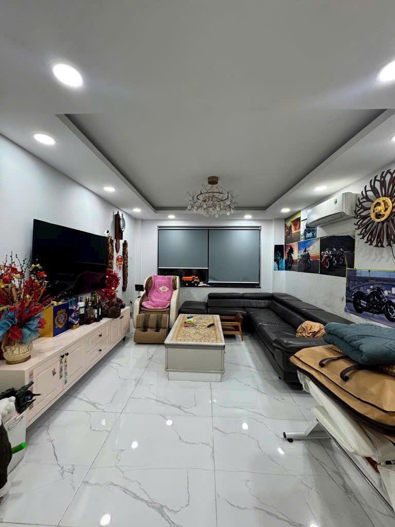 ** Chỉ  9Tỷ Nhình_ NHÀ HẺM XH-4 TẦNG, GẦN MT NGUYỄN KIM Q10-<br>CN 47M2 - Ảnh 3