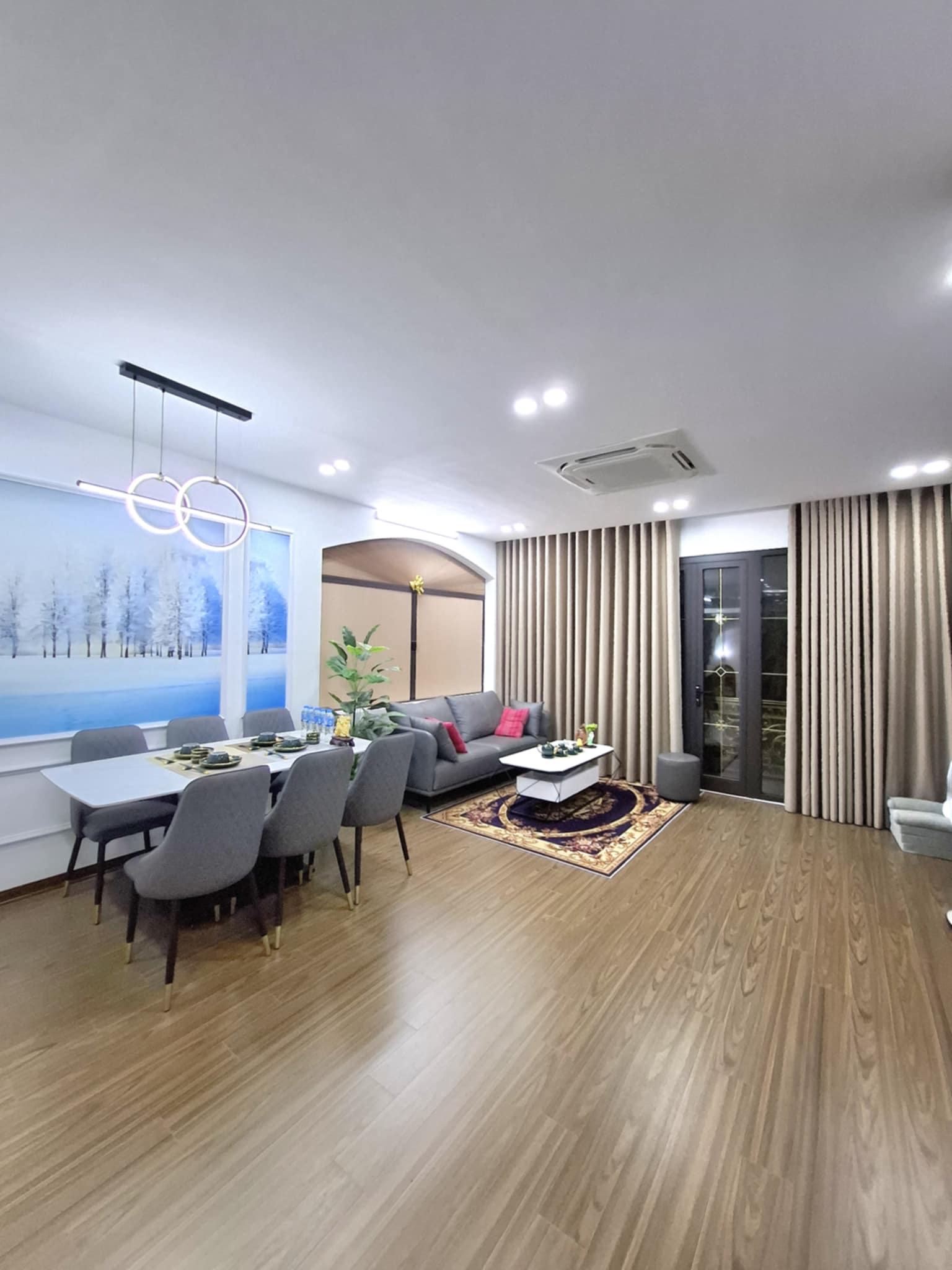 Vương Thừa Vũ 47m, ánh sáng thanh tịnh, gió lành hội tụ, long mạch tụ thủy - Ảnh 1