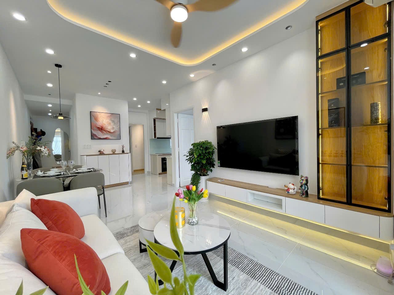 Cần bán nhanh căn hộ sky garden 3, PMH, Q7, DT 68m2, TK 2PN nhà mới đẹp, giá chỉ 5,2 tỷ, LH 0902.605.611 - Ảnh chính