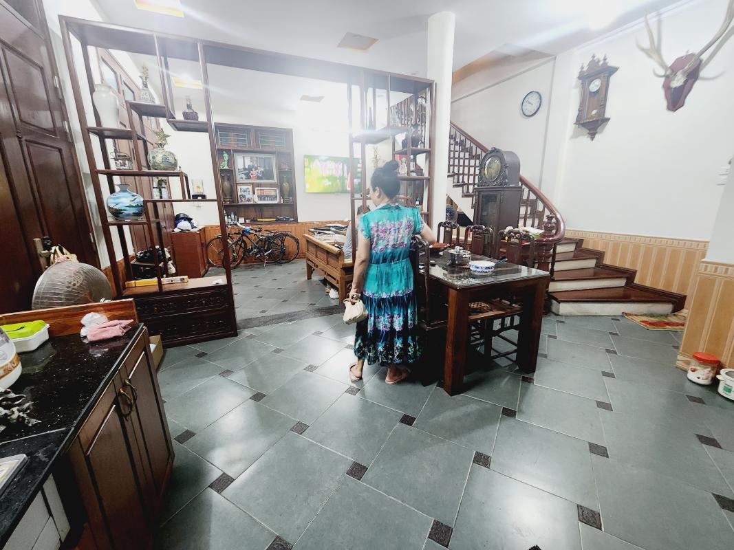 Bán nhà Trung Kính, Cầu Giấy, ngõ ô tô, lô góc 2 thoáng, 60m2, 4 tầng, Mt 5.7m, chỉ 19 tỷ - Ảnh chính