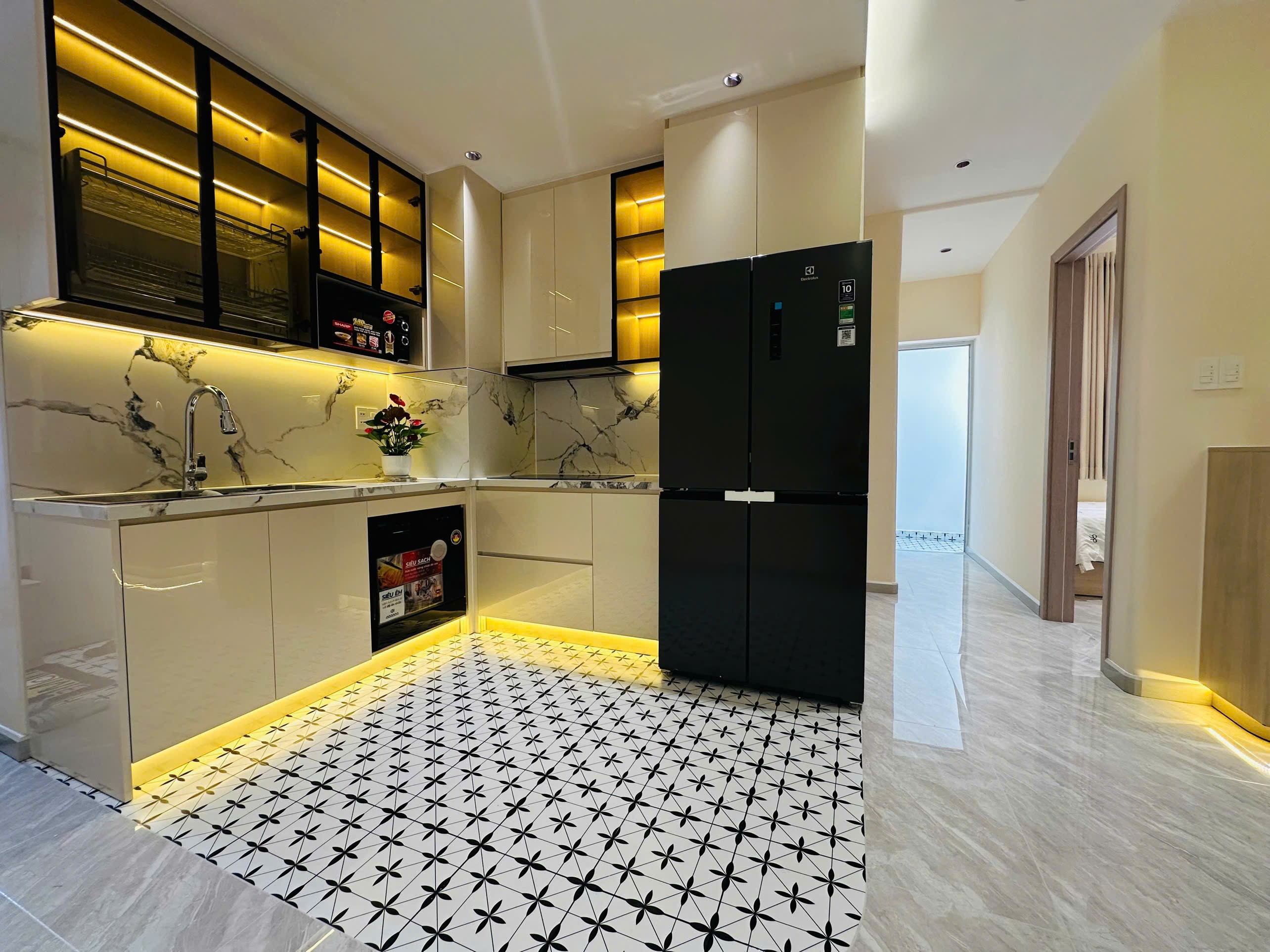 Cần bán nhanh căn hộ sky garden 2, PMH, Q7, DT 81m2, TK 3PN nhà mới đẹp, giá chỉ 5,6 tỷ - Ảnh 1