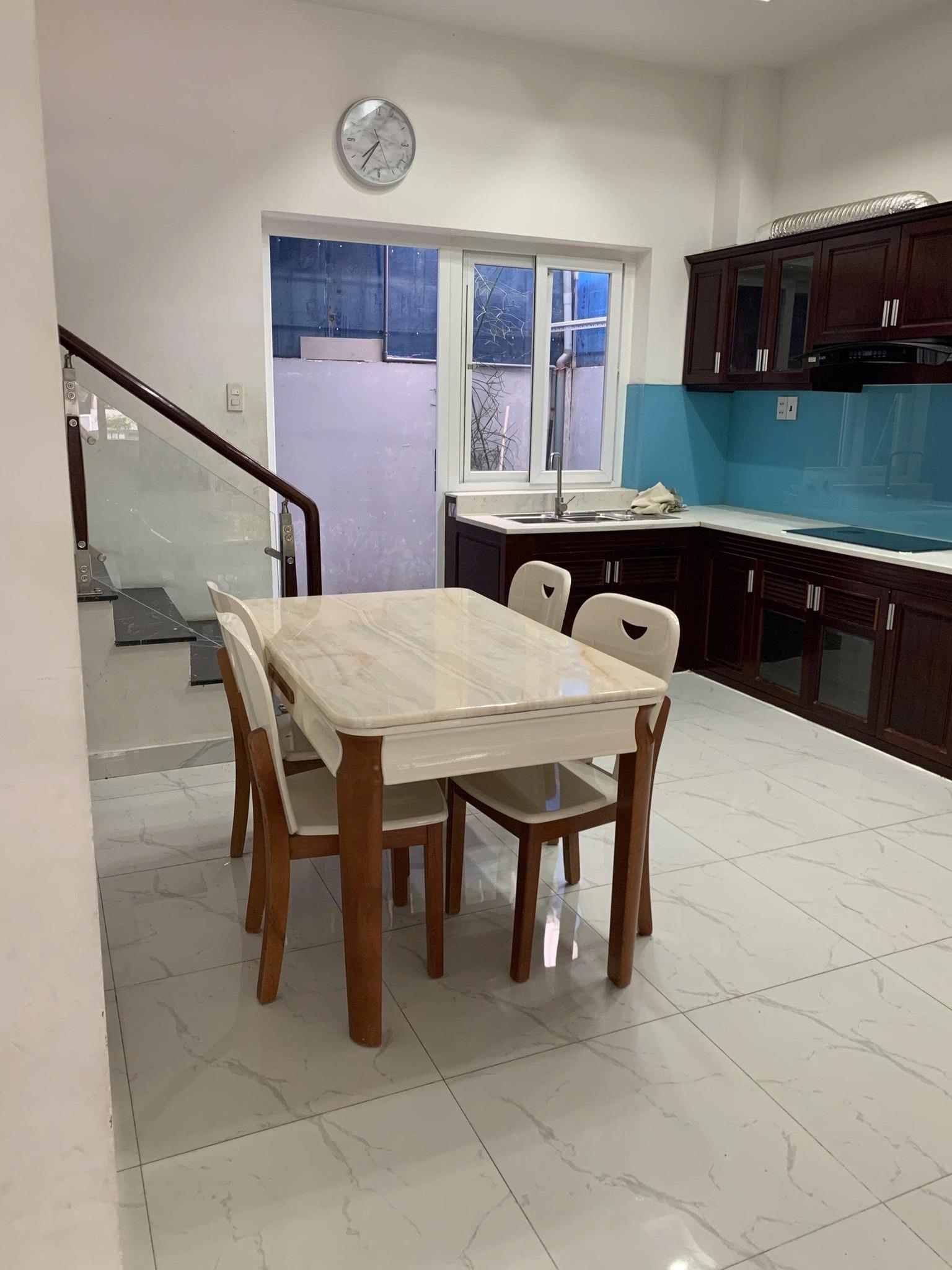 Cho thuê nhà Mega Village Khang Điền, 3 tầng, 3 PN, DT 75m2, nội thất đầy đủ, giá chỉ 11.5tr tháng - Ảnh 2