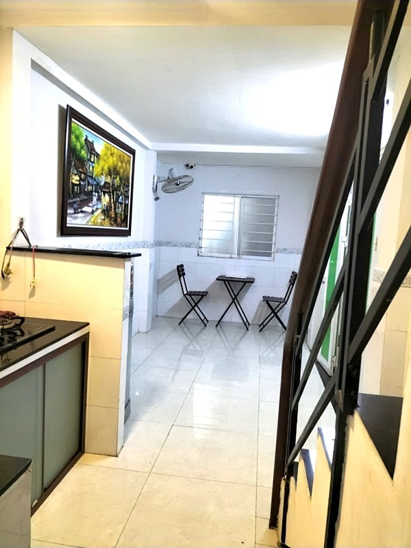 TT QUẬN 10 – 3 TẦNG(2PN, 2WC) VÀI BƯỚC RA HXH CHỈ HƠN 2 TỶ - Ảnh 1
