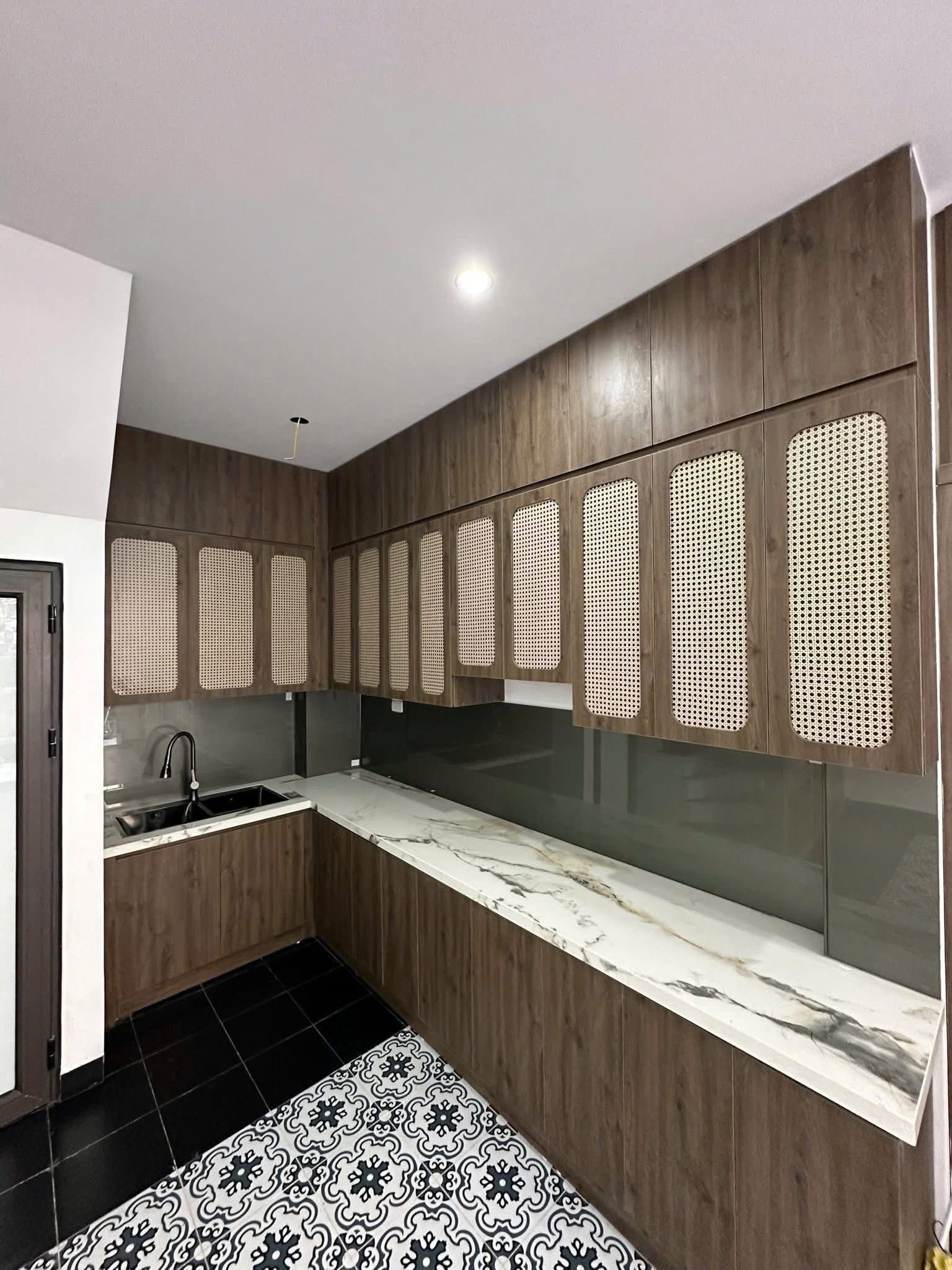 BÁN NHÀ PHỐ TRƯỜNG LÂM 40M2 LÔ GÓC 6 TẦNG, Ô TÔ VÀO NHÀ, NGÕ THÔNG 8.X TỶ - Ảnh 2