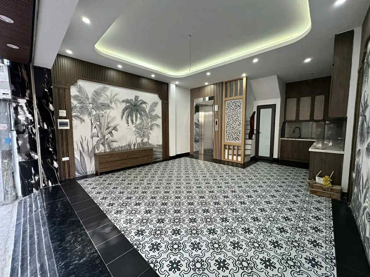 BÁN NHÀ PHỐ TRƯỜNG LÂM 40M2 LÔ GÓC 6 TẦNG, Ô TÔ VÀO NHÀ, NGÕ THÔNG 8.X TỶ - Ảnh 1