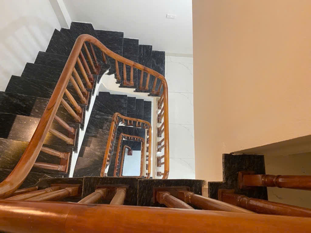 Bán nhà 5 tầng Trạm Trôi, Hoài Đức 46m2, MT:5m. Giá: 4,55 tỷ - Ảnh chính