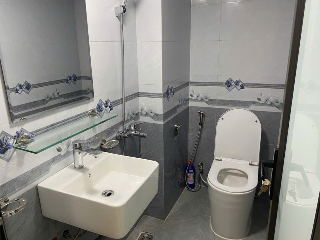 Bán nhà 5 tầng Trạm Trôi, Hoài Đức 46m2, MT:5m. Giá: 4,55 tỷ - Ảnh 1
