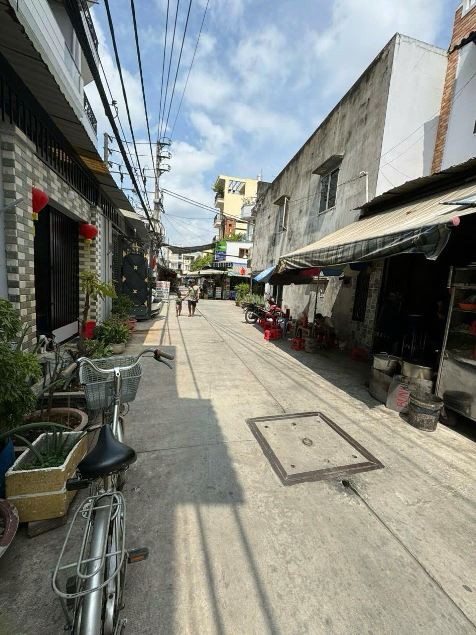 BÁN NHÀ MẶT PHỐ - GIÁ TỐT - Ảnh 1