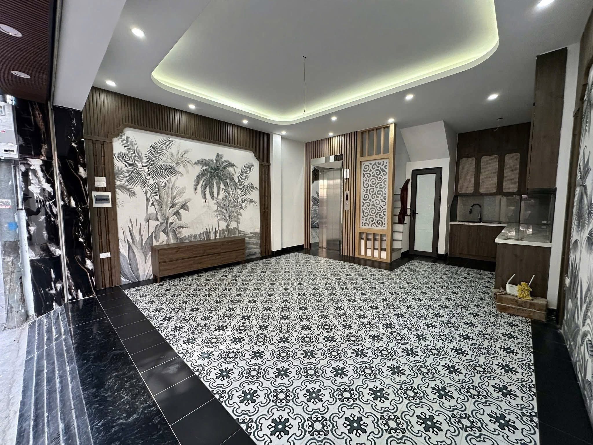 CẦN BÁN NHÀ PHỐ TRƯỜNG LÂM 40M2 LÔ GÓC 6 TẦNG, Ô TÔ VÀO NHÀ, NGÕ THÔNG 8.X TỶ - Ảnh 2