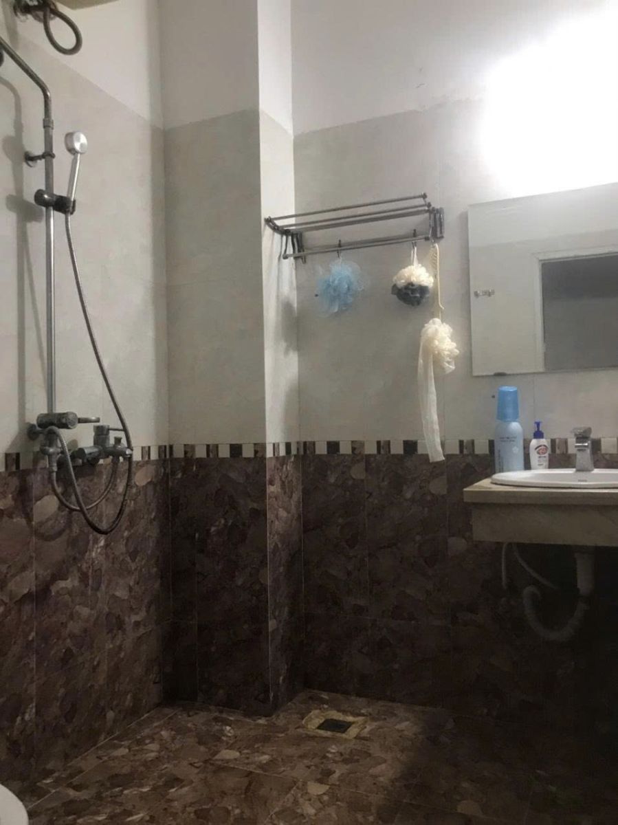 CHÍNH CHỦ CHO THUÊ CĂN HỘ TẦNG BA, PHỐ BÙI XƯƠNG TRẠCH, THANH XUÂN, HÀ NỘI - Ảnh 1