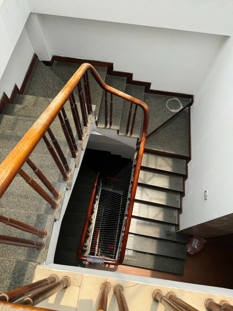 BÁN NHÀ LÁNG HẠ  Ô TÔ VÀO NHÀ – KINH DOANH – NGÕ THÔNG – DÂN TRÍ CAO 39M NHỈNH 19 TỶ - Ảnh chính