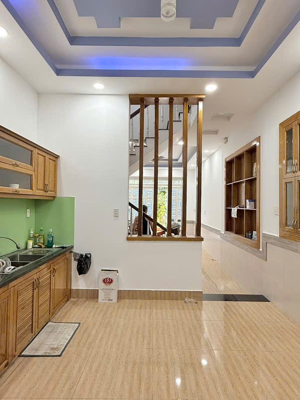 NHÀ ĐẸP GV - GẦN CV LÀNG HOA & CHỢ HẠNH THÔNG TÂY QUANG TRUNG - HXH VÀO NHÀ - 61M² - 4 TẦNG NHỈNH 7 TỶ - Ảnh 3