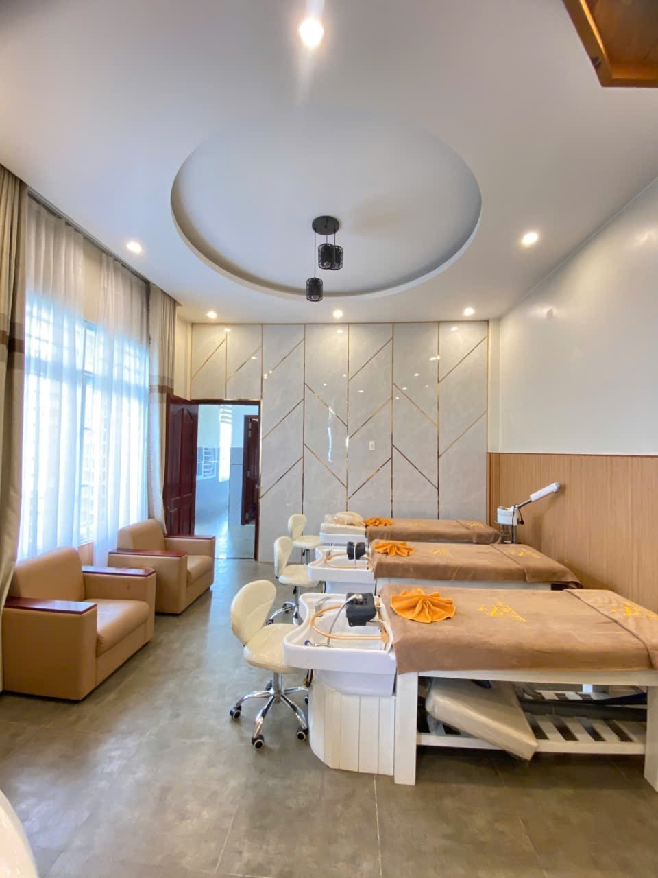 NHÀ ĐẸP - GIÁ TỐT - Bán Nhà Mặt Tiền Kinh Doanh lô góc F14 đường Ngô Gia Tự giao Nguyễn Hiền Điều - Ảnh 4