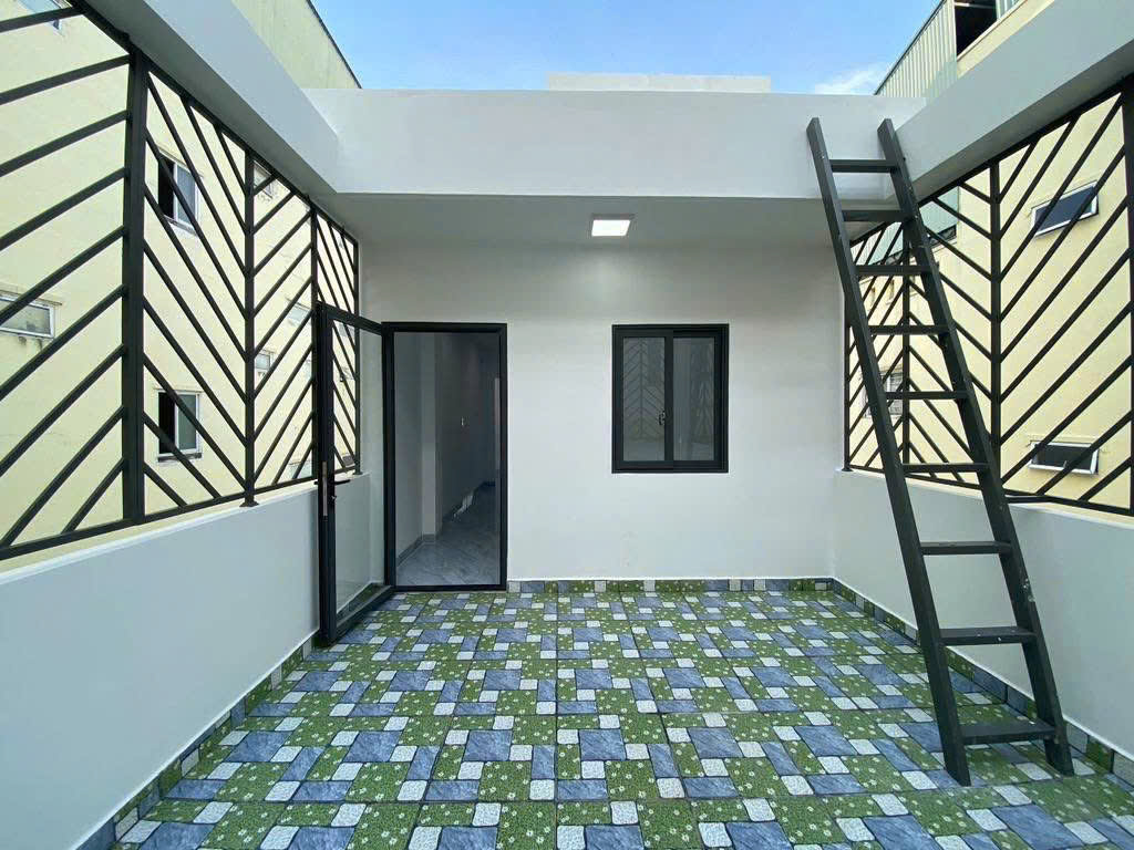 🌟 NHÀ MỚI ĐẸP LUNG LINH – 5 TẦNG KIÊN CỐ – THANG MÁY XỊN SÒ – NGAY HƯƠNG LỘ 2 – NGÃ TƯ BỐN XÃ - Ảnh 4