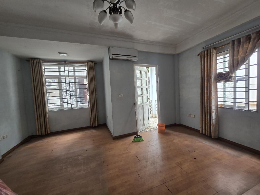 🥳 BÁN VỊ TRÍ TẶNG NHÀ - LÔ GÓC - Ô TÔ LÙI CỬA - TRUNG TÂM CẦU GIẤY - 71M2 - 15,X TỶ - Ảnh 3