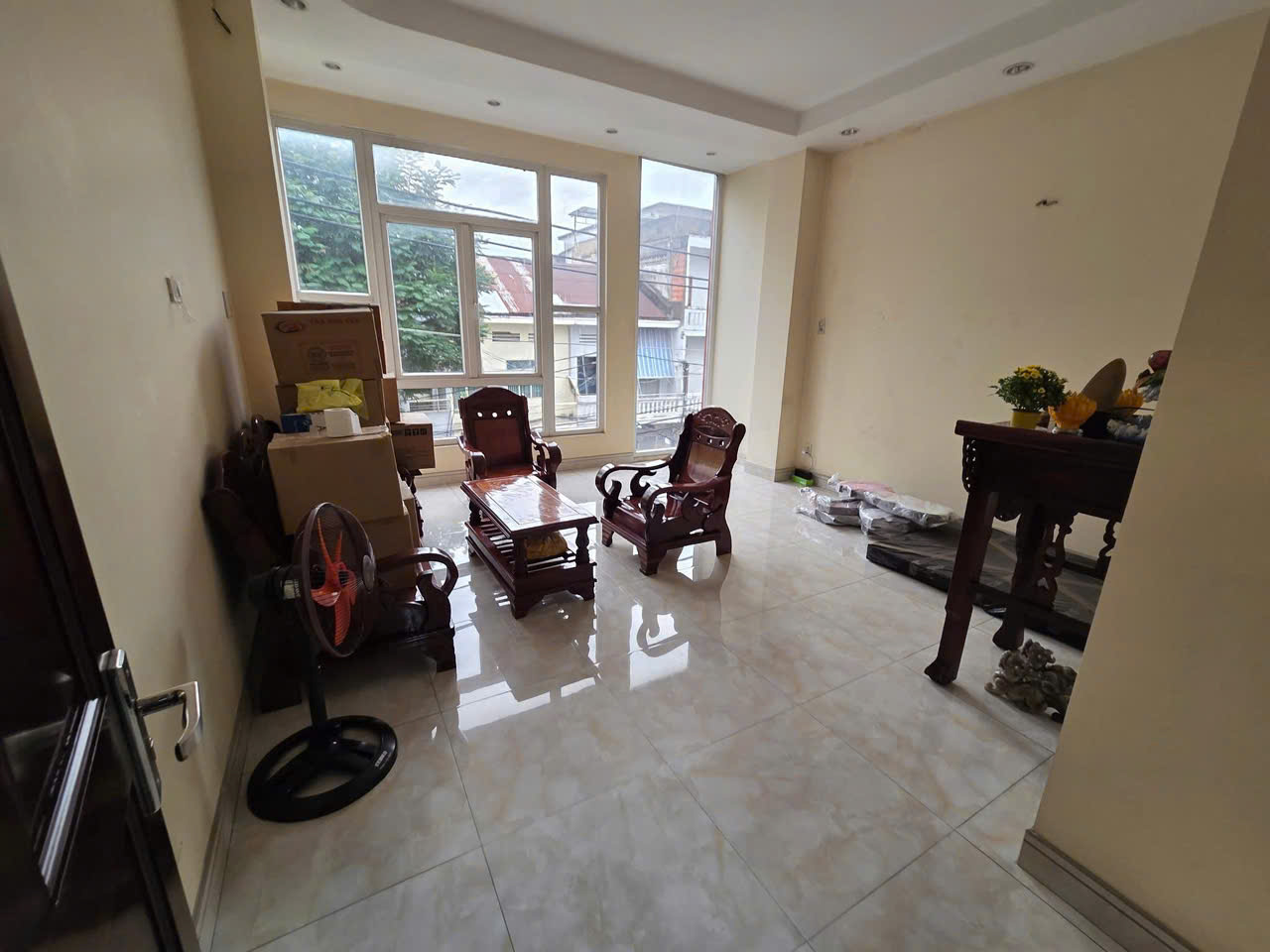 VIP HIẾM MẶT TIỀN KHU CHỢ LỚN NGAY VÕ VĂN KIỆT & CAO VĂN LẦU - 4,5x13m - 5 TẦNG - VUÔNG VỨC KHÔNG - Ảnh 3