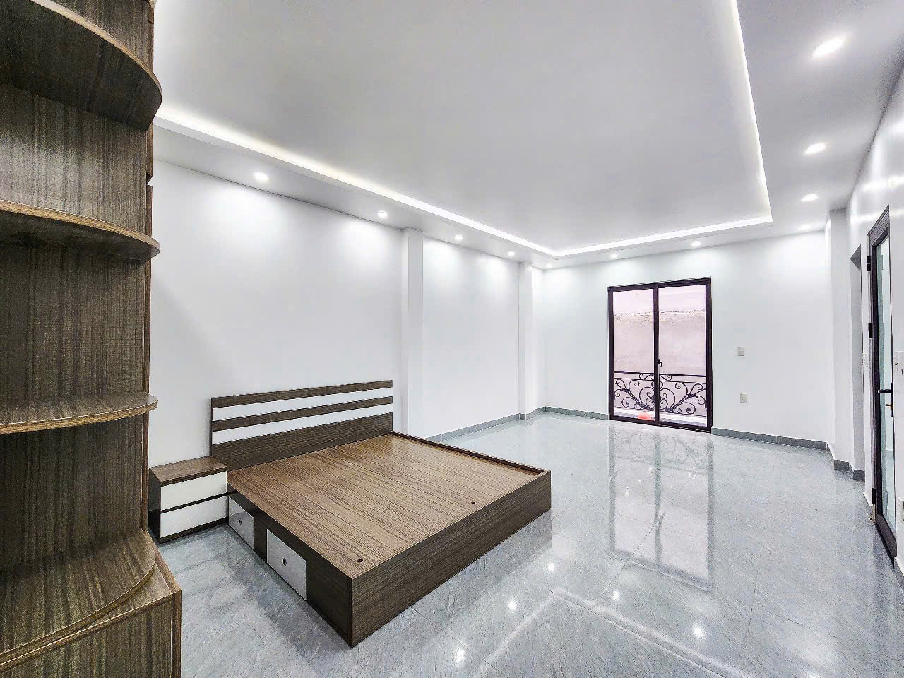 Bán nhà Thiên Lôi - Trực Cát, 60m 4 tầng, sân cổng riêng, Giá 3.95 tỉ - Ảnh 3