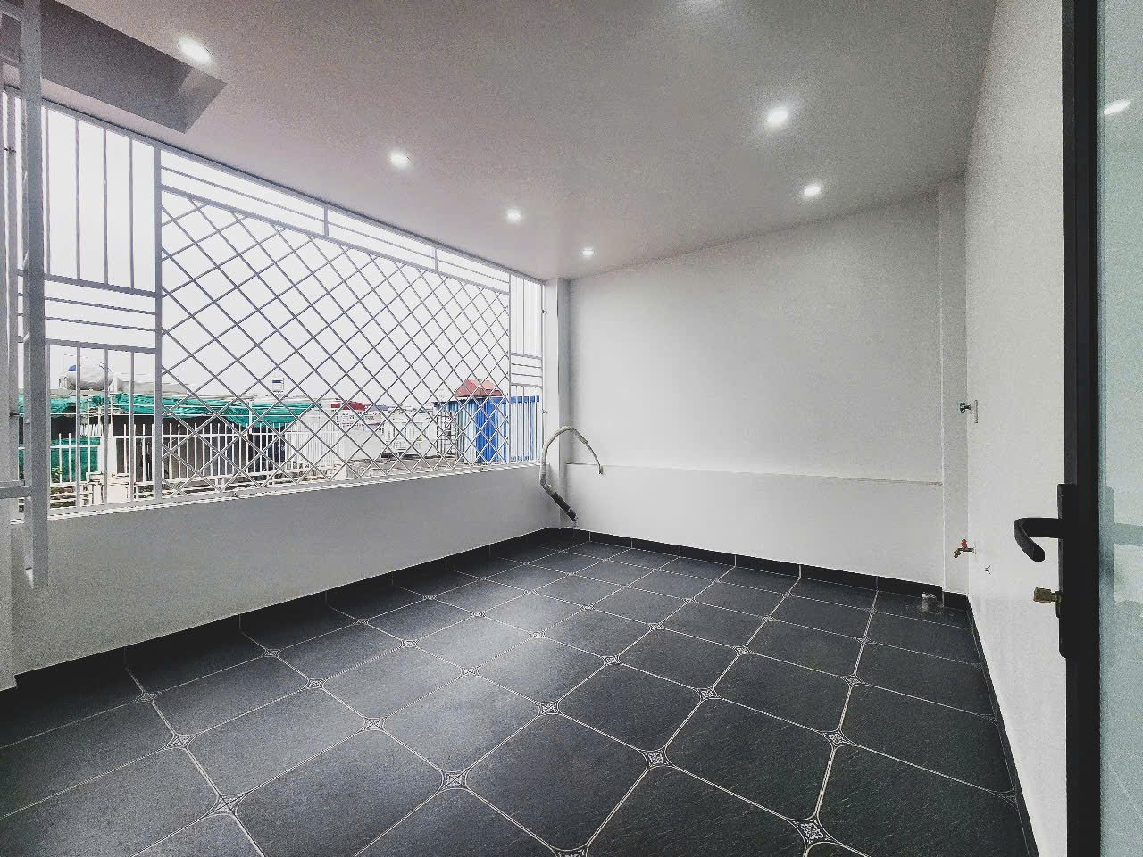 Bán nhà Thiên Lôi - Trực Cát, 60m 4 tầng, sân cổng riêng, Giá 3.95 tỉ - Ảnh 4