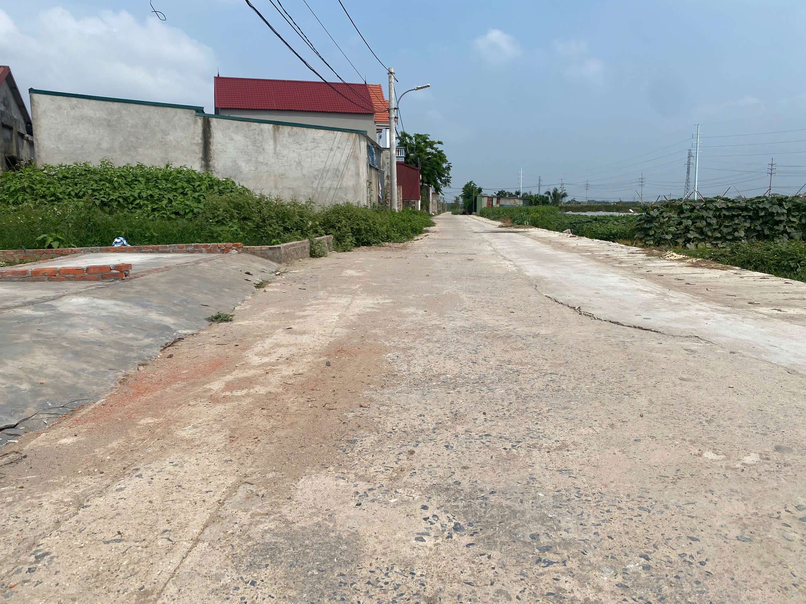 CC BÁN 67M BÌA LÀNG TT QUANG MINH,XE TẢI TRÁNH,ĐƯỜNG THÔNG,GIÁ CHO NHÀ ĐẦU TƯ - Ảnh 2