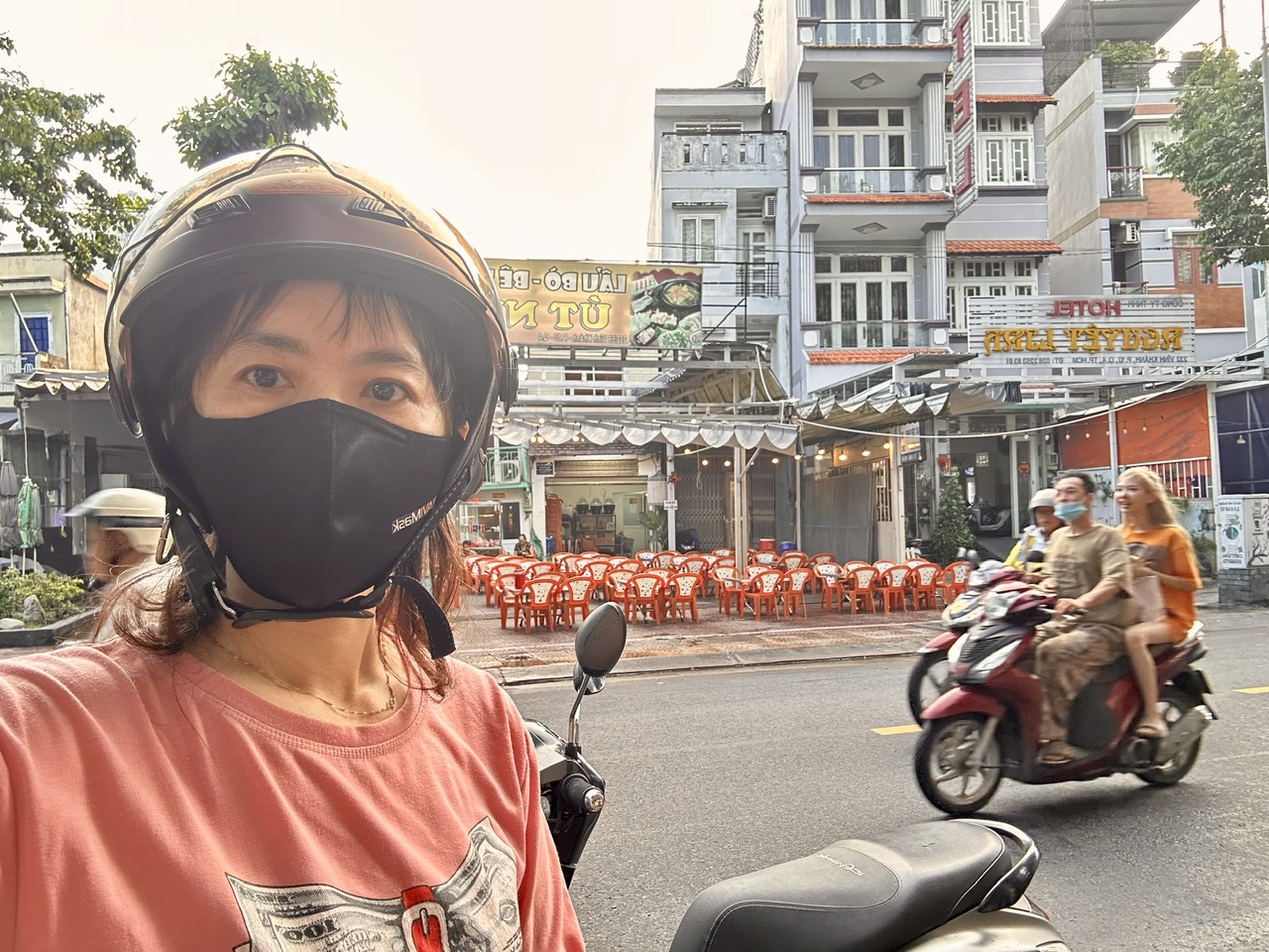 NHÀ BÁN CÓ 2 MẶT TIỀN - KHU ẪM THỰC VĨNH KHÁNH LÀ MẶT TRƯỚC ĐANG CHO THUÊ - THÔNG RA HOÀNG DIỆU, - Ảnh chính