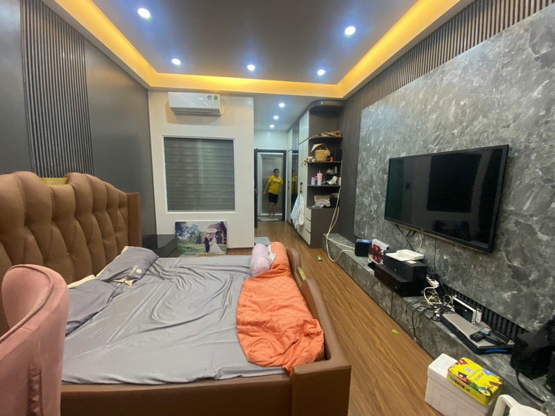 NGUYỄN VĂN CỪ 18 tỷ GARA Ô TÔ,THANG MÁY,Ở KINH DOANH ĐỈNH,LONG BIÊN HÀ NỘI - Ảnh 2