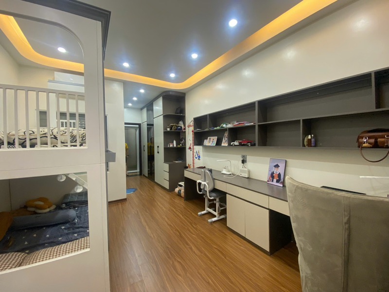 NGUYỄN VĂN CỪ 18 tỷ GARA Ô TÔ,THANG MÁY,Ở KINH DOANH ĐỈNH,LONG BIÊN HÀ NỘI - Ảnh 4