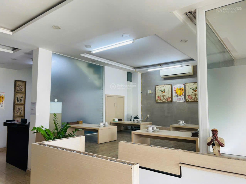 BÁN GẤP - NHÀ ĐẸP NGANG 6M - GẦN Lanmark 81 sẵn 3 tầng DT chuẩn 6x20m hẻm trước 10m HC CHUẨN - Ảnh 2