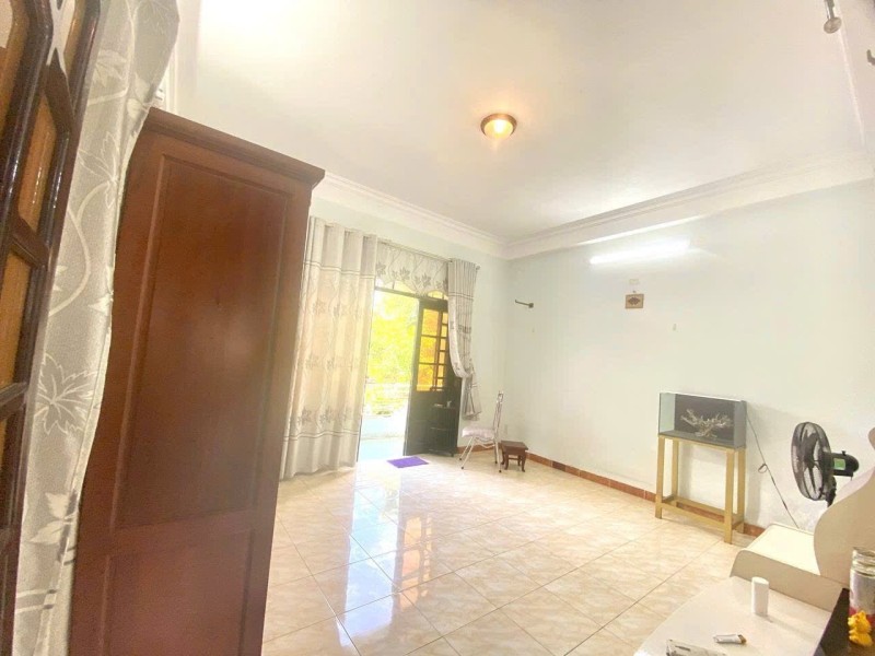 ♥ Mặt Tiền Tiểu La, 180m2, ngang 6.7m, 2 tầng đúc, nhỉnh 18 tỷ - Ảnh 1