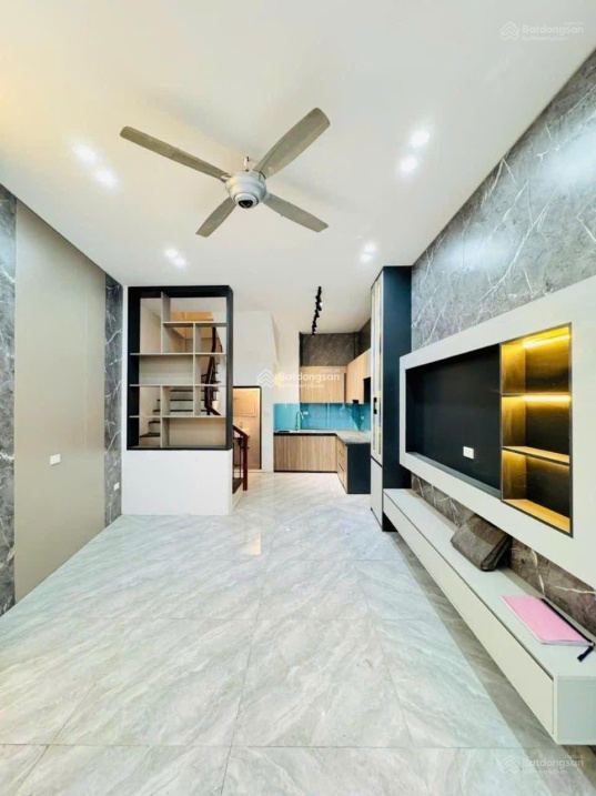 Bán nhà Đại Từ, 34m2, MT 3.7m, ngõ ô tô tránh đỗ ngày đêm, giá 6 tỷ - Ảnh chính