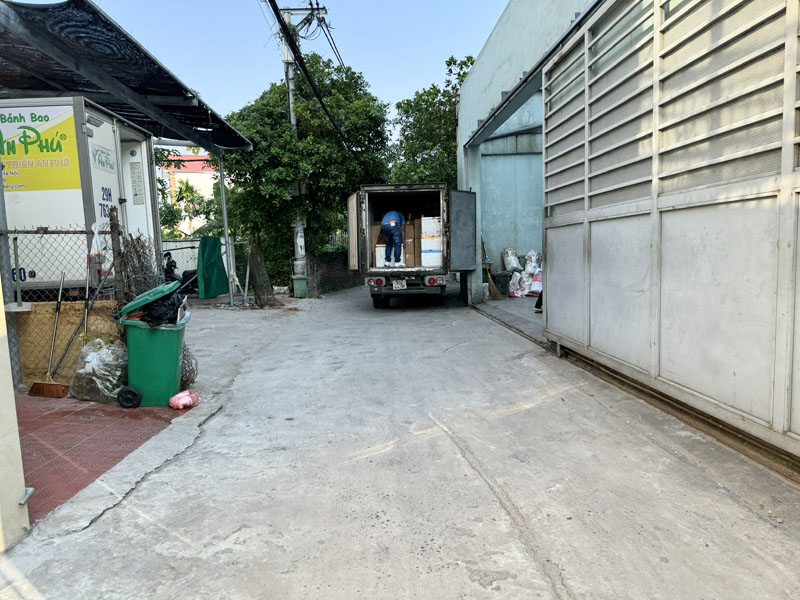 Cần bán 65,7m2 đất đầu đường Hạ Trại, Cự Khối. Đường thông ô tô, ngay gần hồ điều hòa - Ảnh chính