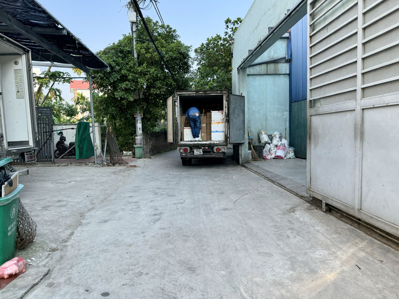 Cần bán 65,7m2 đất đầu đường Hạ Trại, Cự Khối. Đường thông ô tô, ngay gần hồ điều hòa - Ảnh 1