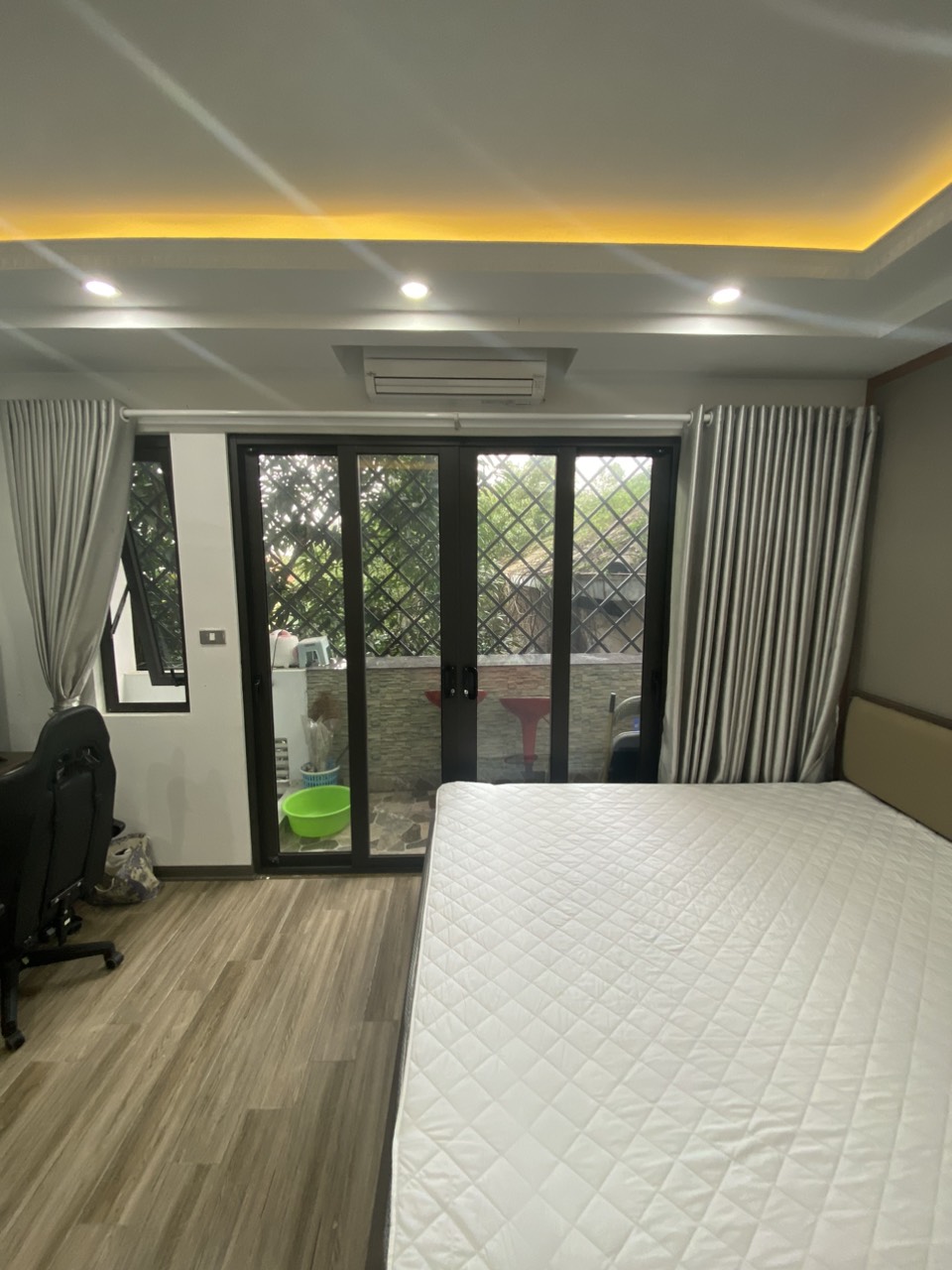 Cho thuê Căn hộ dịch vụ giá rẻ View hồ tại Ngõ 193 Phố Trích Sài, Tây Hồ. Chỉ 6.5tr - Ảnh 1