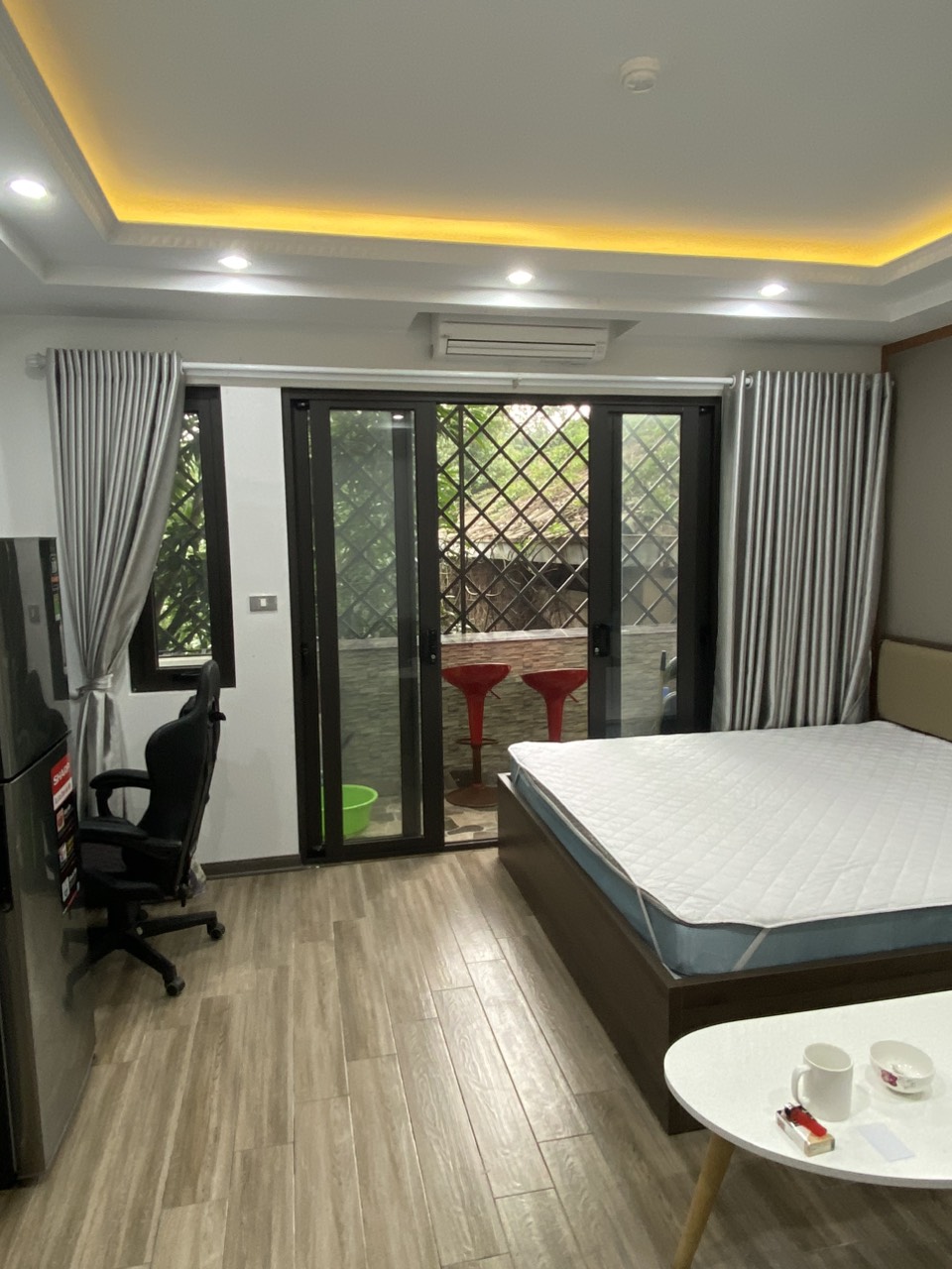 Cho thuê Căn hộ dịch vụ giá rẻ View hồ tại Ngõ 193 Phố Trích Sài, Tây Hồ. Chỉ 6.5tr - Ảnh 3