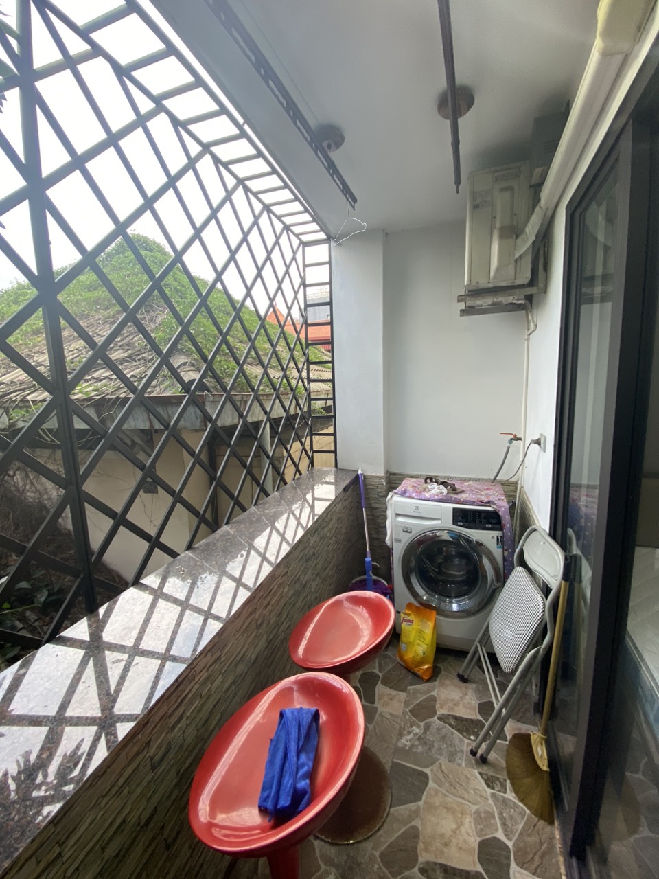 Cho thuê Căn hộ dịch vụ giá rẻ View hồ tại Ngõ 193 Phố Trích Sài, Tây Hồ. Chỉ 6.5tr - Ảnh 5