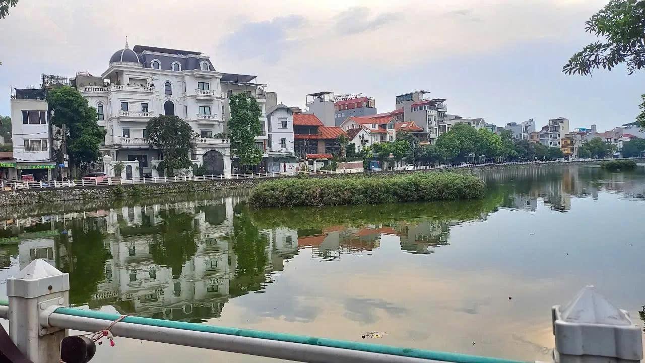 Siêu phẩm Bồ Đề 90m,4 tầng,mtien rộng,thang máy,dg rộng ôtô thông Hồng Tiến,chỉ hơn 16 tỷ - Ảnh 4
