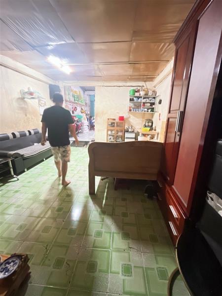 CHÍNH CHỦ CẦN BÁN NHÀ MẶT TIỀN- KHU VỰC KINH DOANH ĐA NGÀNH NGHỀ- THÔNG RA NHIỀU ĐƯỜNG - TÔN ĐẢN, - Ảnh 3