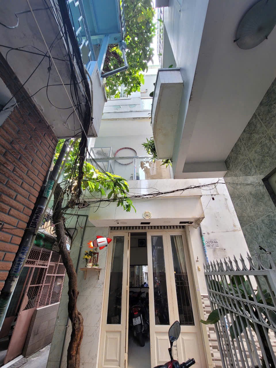 NHÀ ĐẸP - GIÁ TỐT Chính chủ cần bán căn nhà địa chỉ 137 Trần Đình Xu , phường Nguyễn Cư Trinh , - Ảnh 1