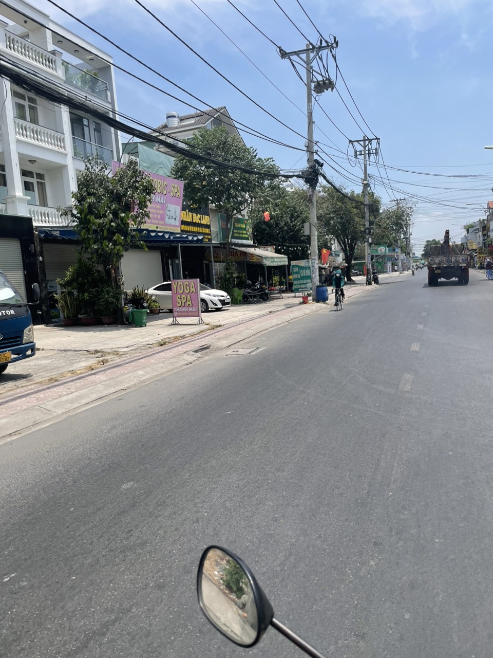 Bán nhà mặt tiền 3 lầu 6,8x30m giá 15 tỷ Đường Nguyễn Thị Búp - Ảnh chính