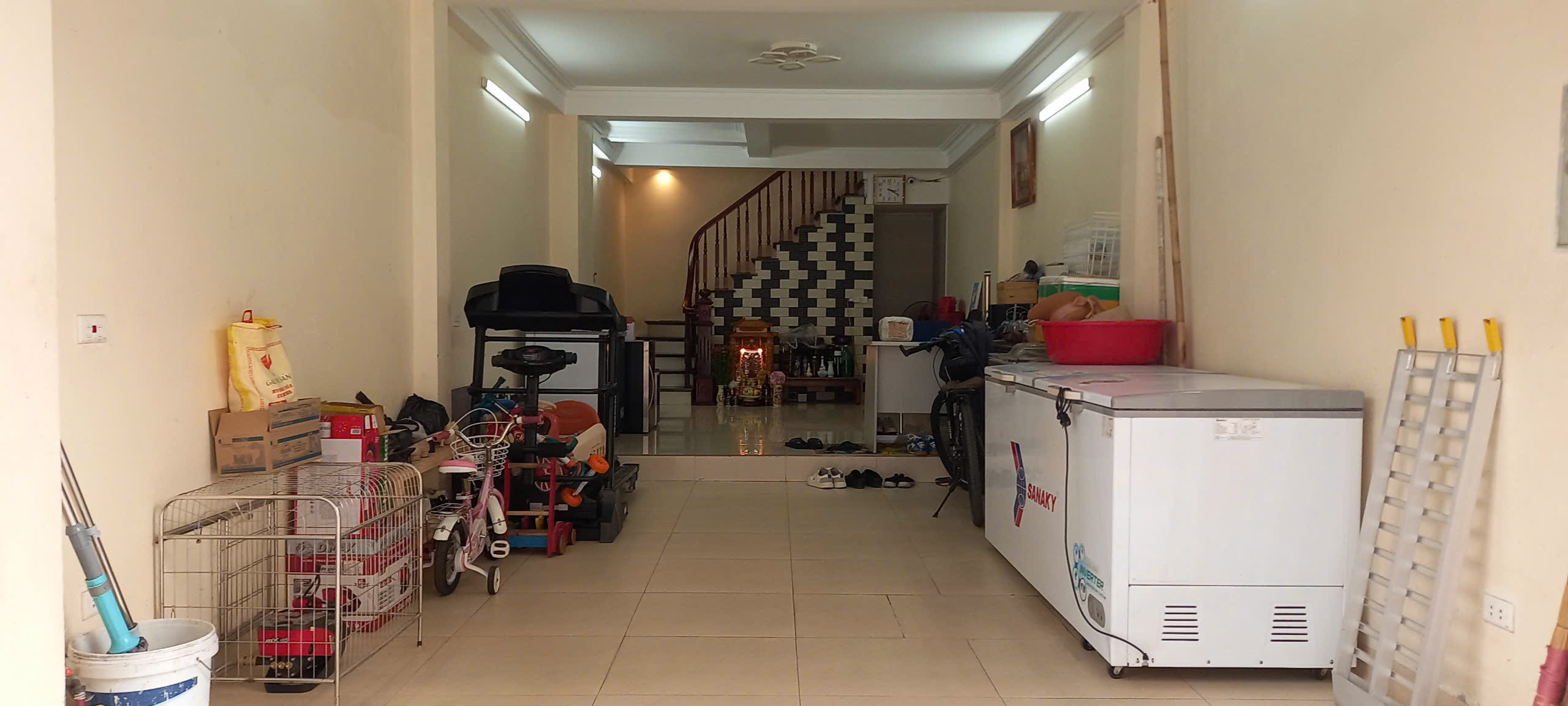 Bán nhà TT Trạm Trôi, 4 Tầng x 43m2, Kinh Doanh, Ô Tô Tránh - Ảnh 1