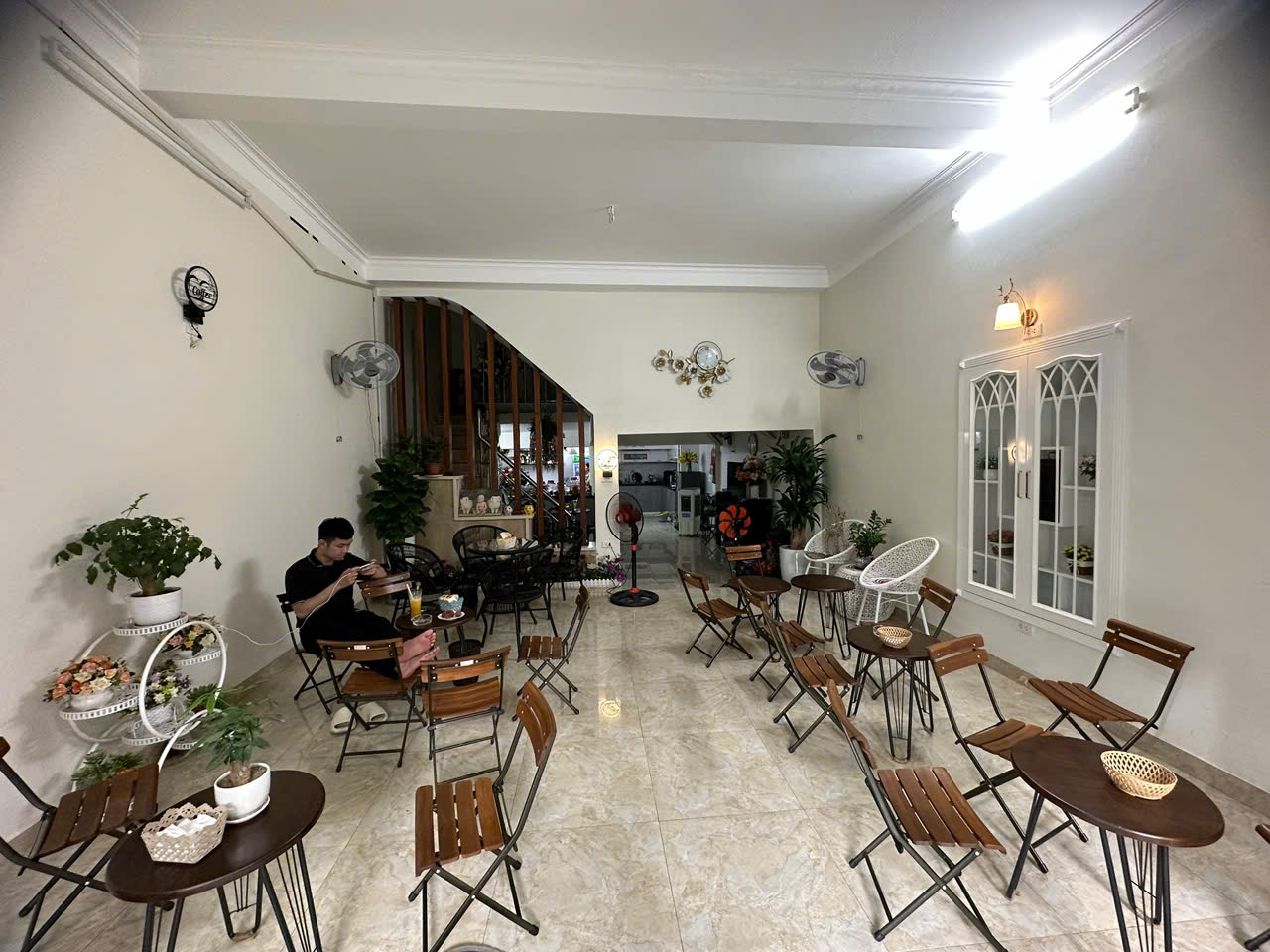 CHÍNH CHỦ CHO THUÊ NHÀ 4 TẦNG MẶT PHỐ NGHI TÀM, QUẬN TÂY HỒ, HÀ NỘI - Ảnh 1