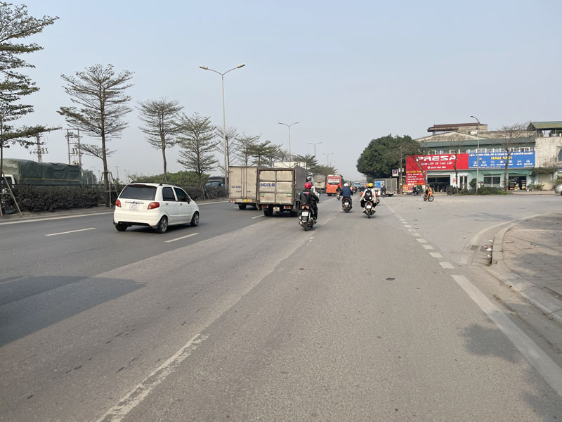 Cho thuê lâu dài 200m2 nhà 4 tầng mặt phố Nguyễn Đức Thuận (QL5A). Phù hợp văn phòng đại diện - Ảnh 4