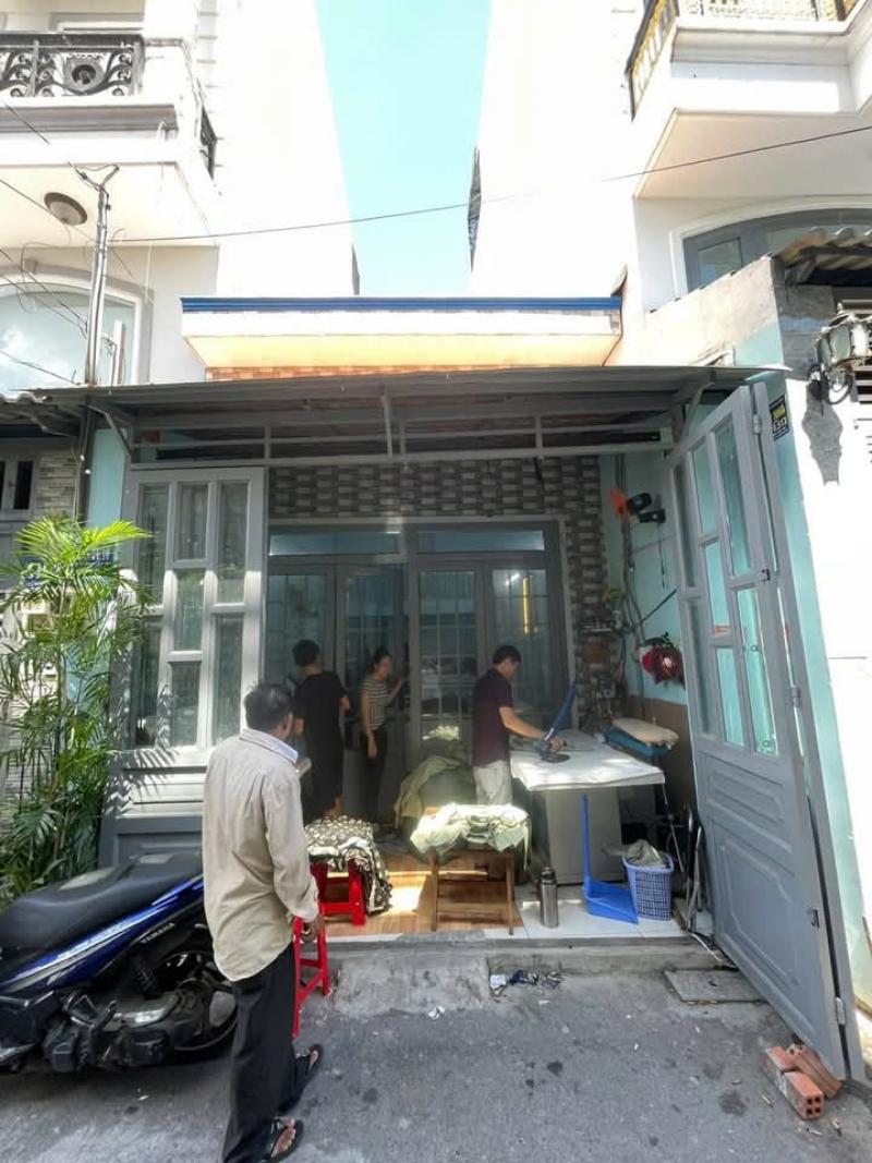 NHÀ B.ÁN QUANG TRUNG GV - GẦN TÂN SƠN & PHẠM VĂN BẠCH - HẺM 5M SÁT MT - 60M² ( 4×15 ) - C4 - NHỈNH 5 TỶ - Ảnh 3