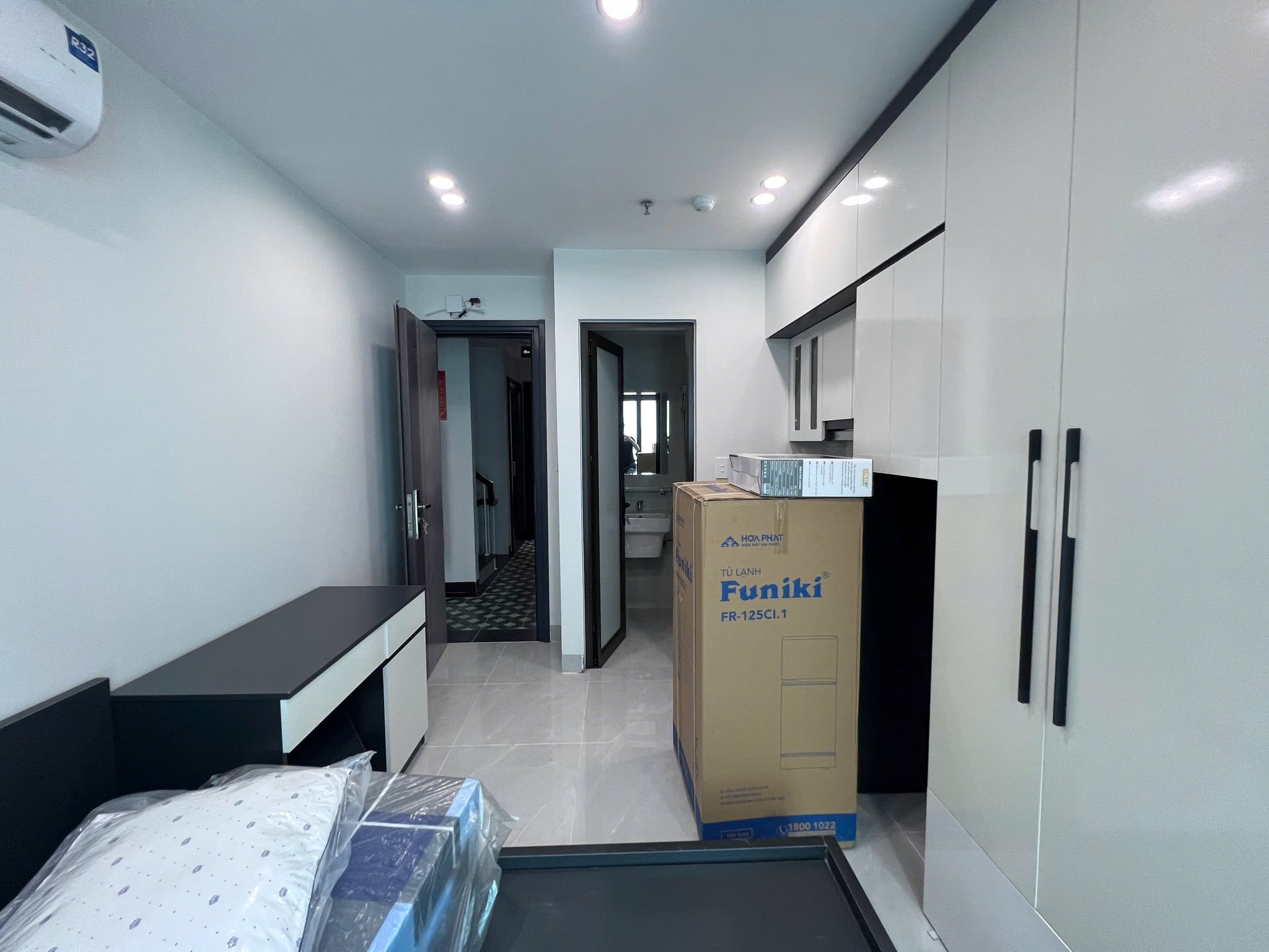 Bán Tòa Nhà 7 Tầng 22 Phòng k k, Ngõ Lạc Long Quân, Xuân La, Tây Hồ, Hà Nội. Giá 20,9 Tỷ - Ảnh 1