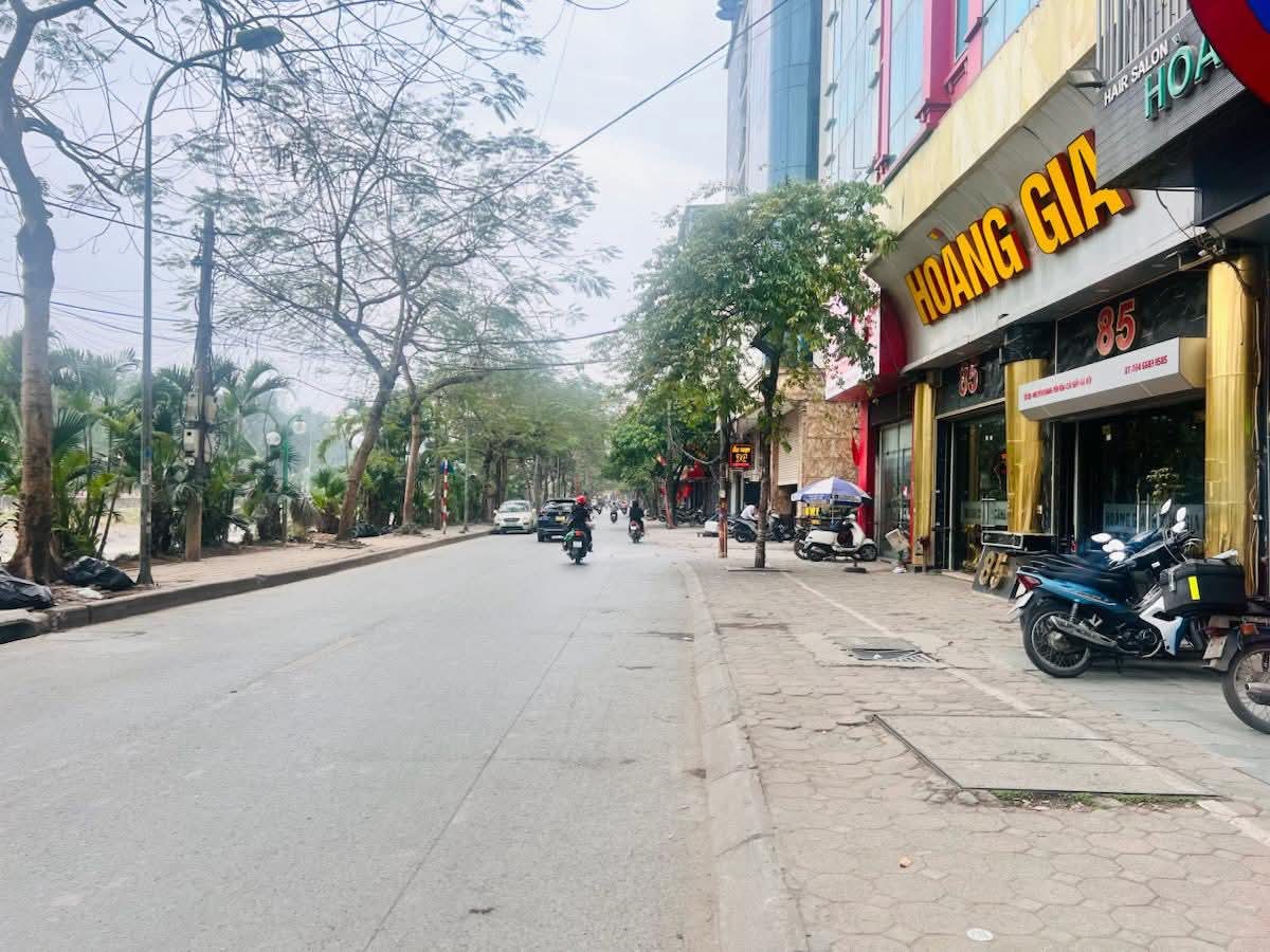BÁN NHÀ NGÕ 87 NGUYỄN KHANG CẦU GIẤY - Ô TÔ TRÁNH KINH DOANH - 3 TẦNG - DT 55M2 GIÁ 22.5 TỶ - Ảnh chính
