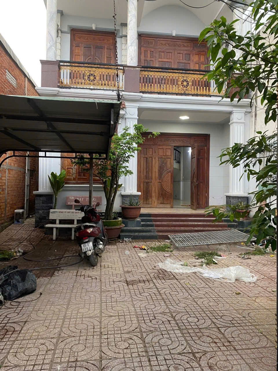 04. Nhà 8 triệu 4 phòng ngủ có sân đậu ô tô - Ảnh chính