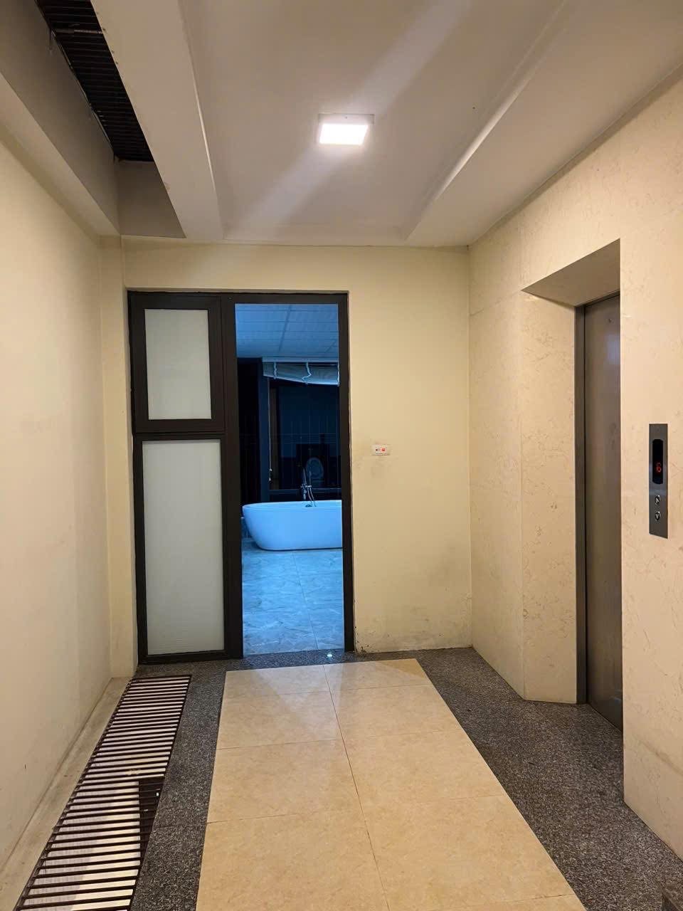 CĂN HỘ DỊCH VỤ, NGÕ 38 ,XUÂN LA, TÂY HỒ-Ô TÔ-KD-TM: 83M X7T, MT 4,5M, GIÁ 29 TỶ. - Ảnh 2