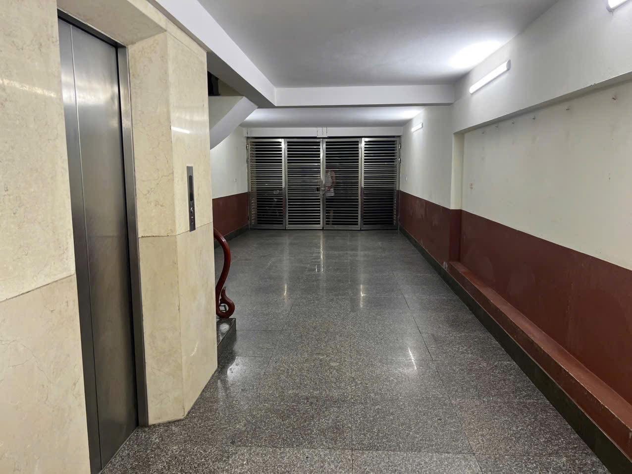 CĂN HỘ DỊCH VỤ, NGÕ 38 ,XUÂN LA, TÂY HỒ-Ô TÔ-KD-TM: 83M X7T, MT 4,5M, GIÁ 29 TỶ. - Ảnh 4