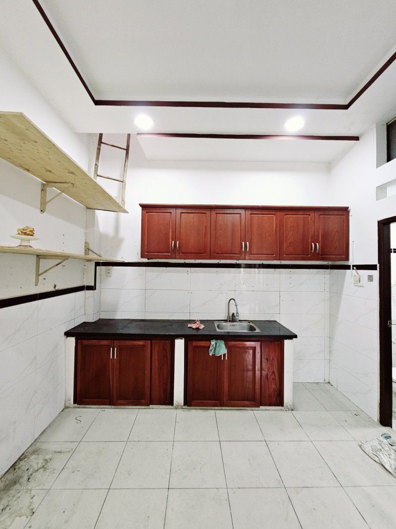TÂN BÌNH - XE HƠI TRÁNH NHAU CÁCH NHÀ 5M - 2 TẦNG - SỔ VUÔNG A4 - CHỈ 3.2 TỶ. - Ảnh 1