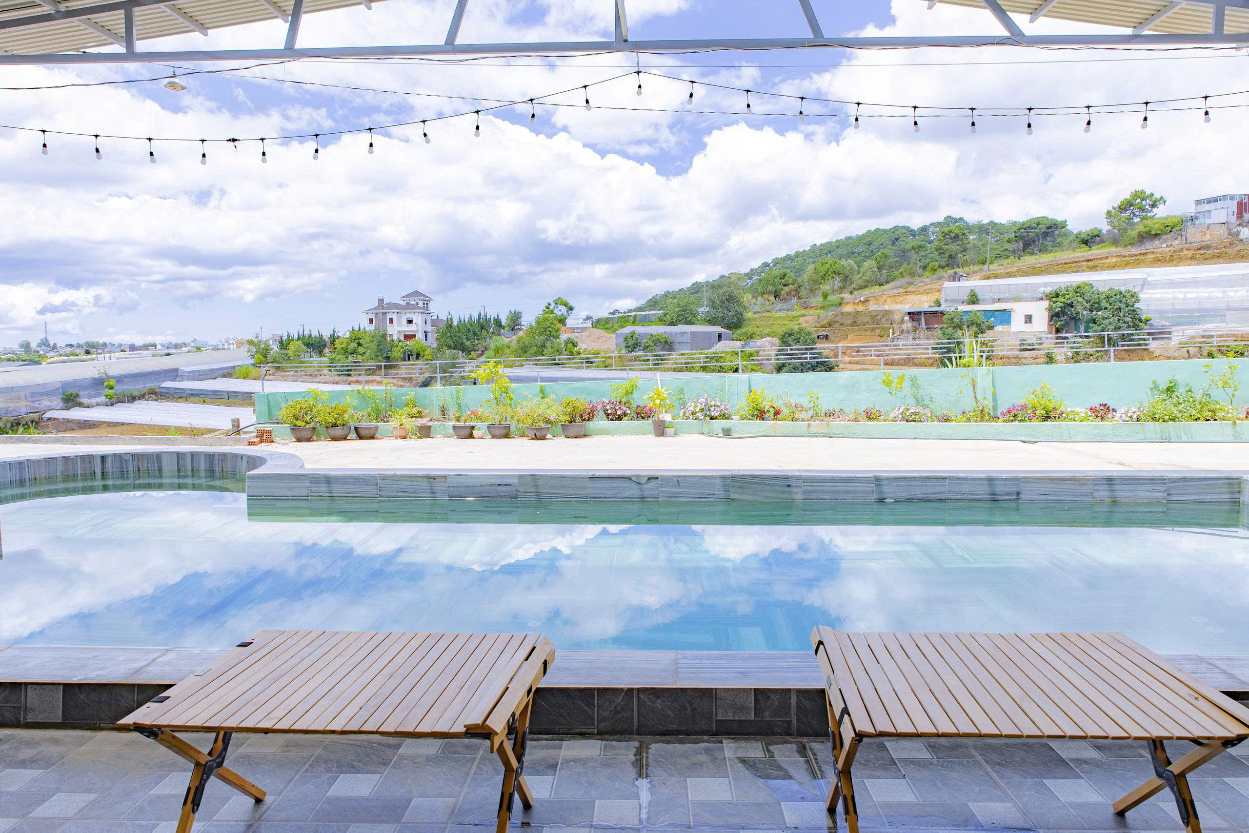 CHO THUÊ VILLA TRẠI MÁT P11 ĐÀ LẠT - HỒ BƠI NƯỚC NÓNG, BÃI ĐẬU XE, VIEW ĐỈNH - 40TR - Ảnh 1