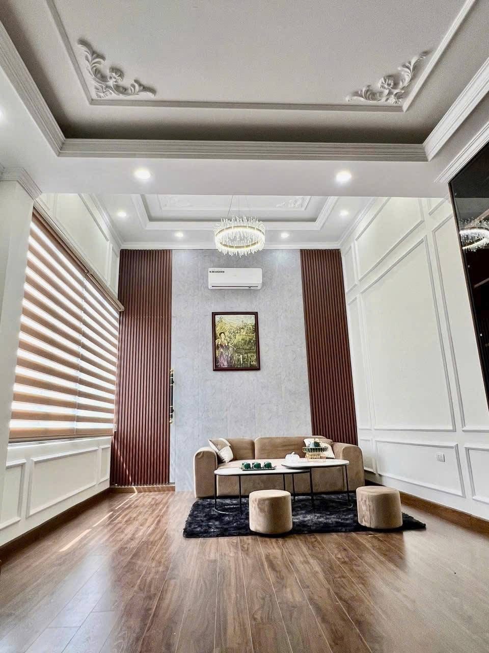 SIÊU HIẾM- Ôtô đỗ cửa Phố Nguyễn Văn Huyên 45m/ 7Tầng/ MT 4.2m 19.3 Tỷ, ngõ thông - Ảnh 4